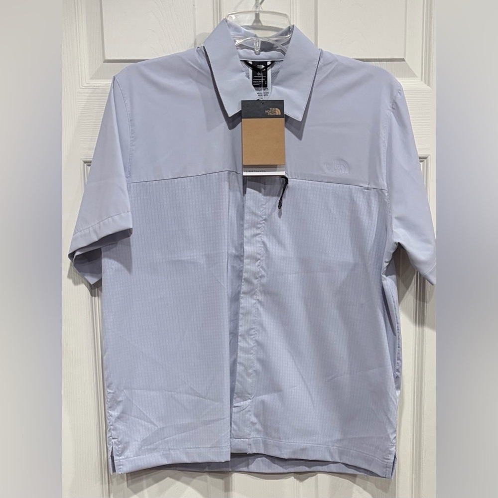 The North Face Women's Large Lightrange Short Sleeve Shirt Button Purple NWT